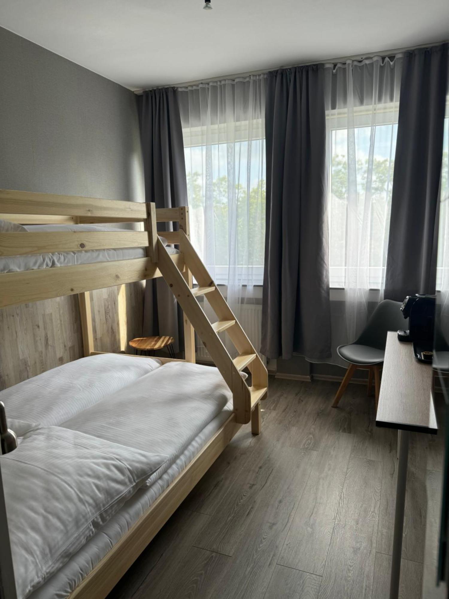 Skyline Hotel Hannover Esterno foto