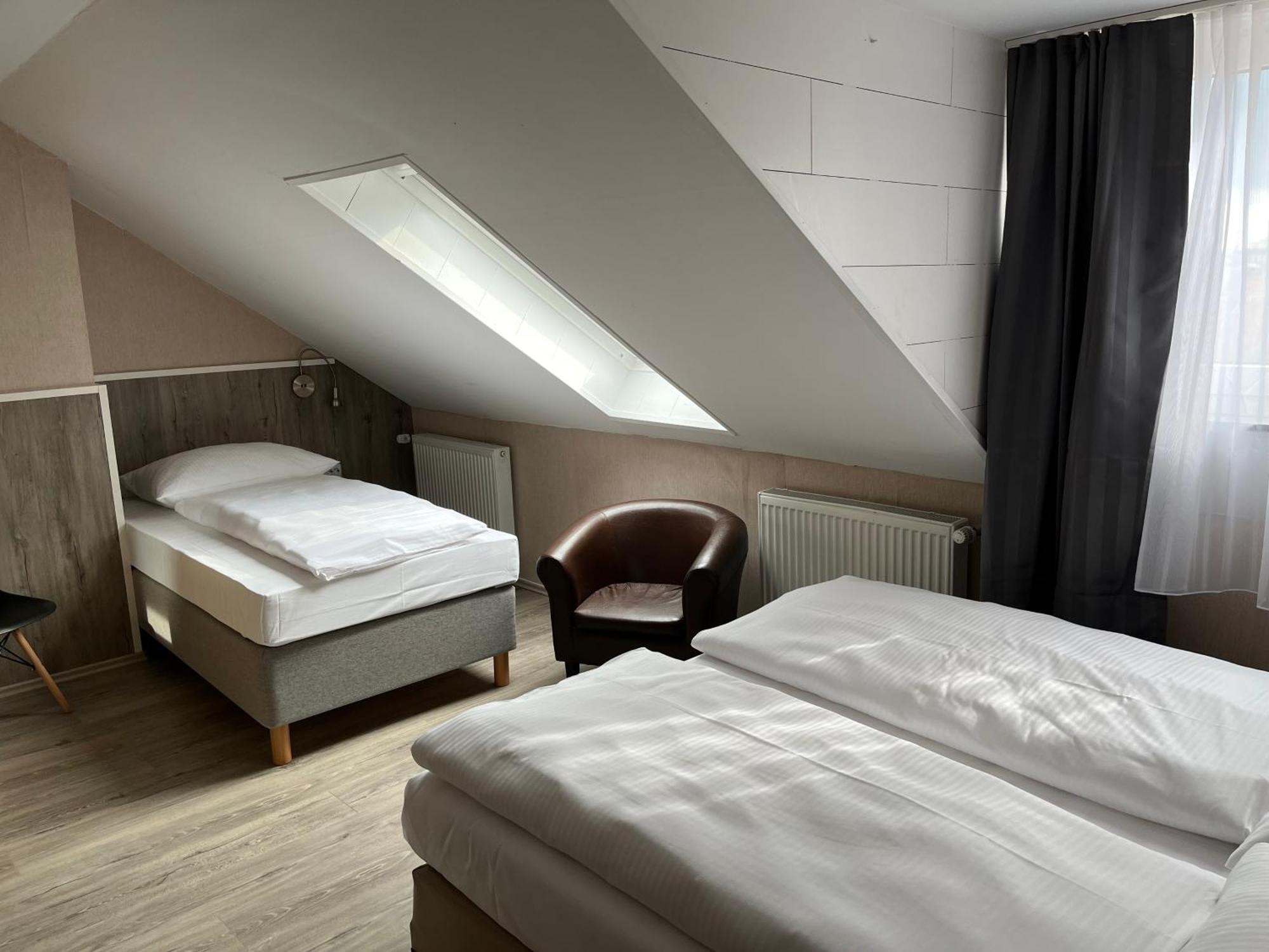 Skyline Hotel Hannover Esterno foto