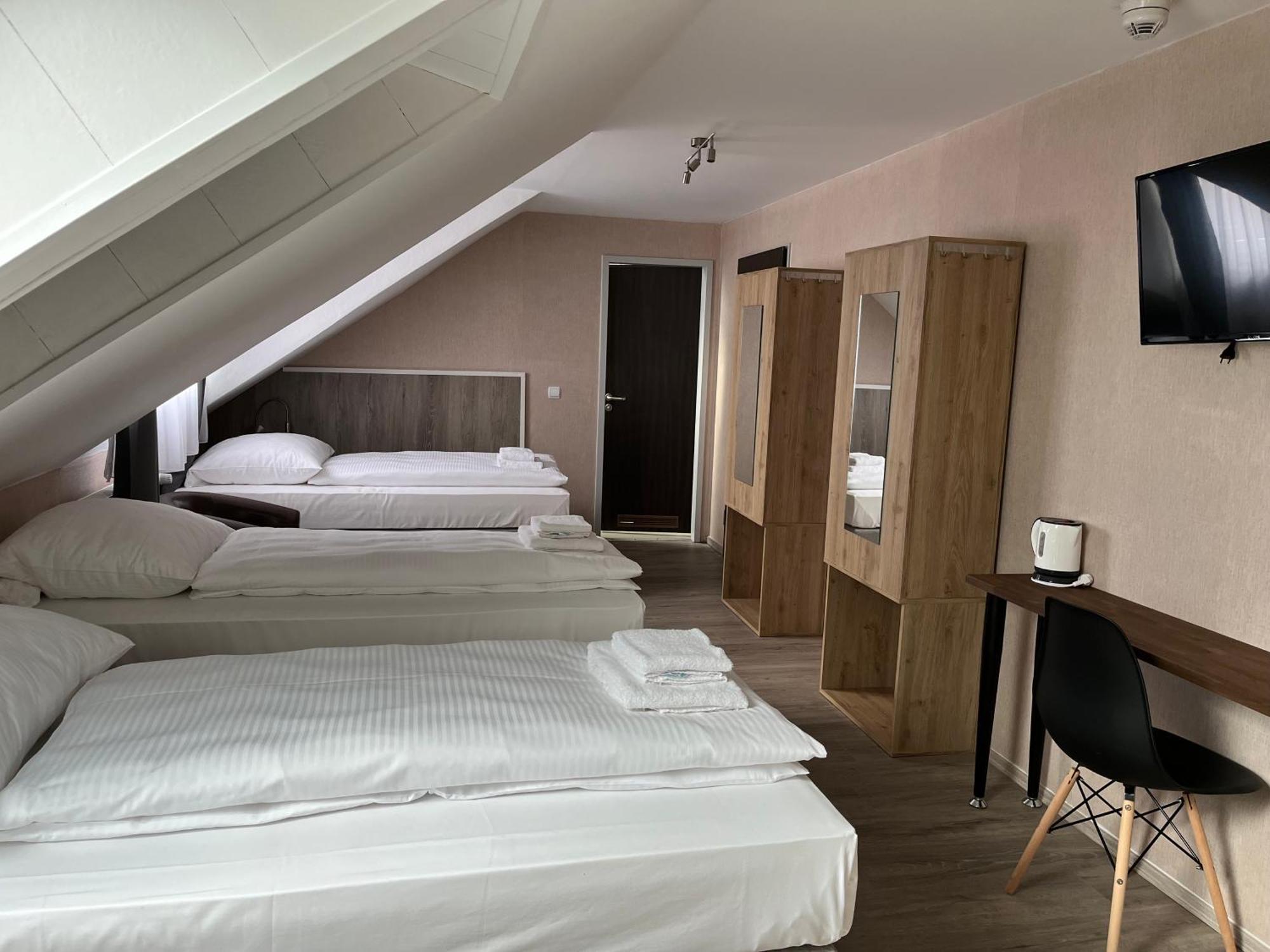 Skyline Hotel Hannover Esterno foto
